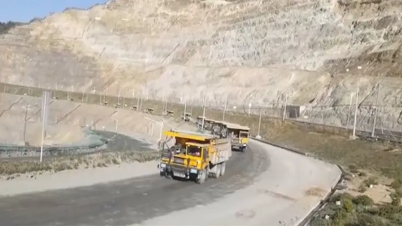 Off-road Dump Truck Operation in Molybdenum Mine